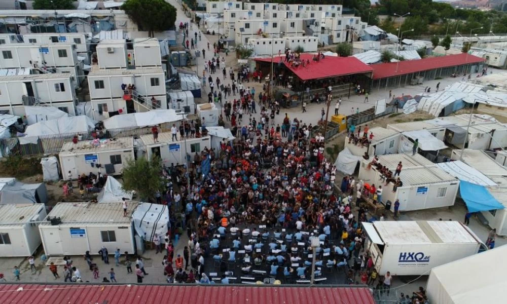 Ασυδοσία τέλος: Έφοδος των Αρχών σε τρεις ΜΚΟ για το μεταναστευτικό: Κατέσχεσαν έγγραφα, τιμολόγια & υπολογιστές